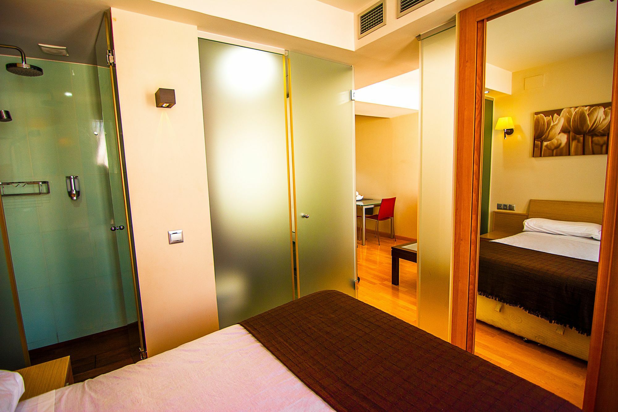 Dream Suites And Apartments Almeria Centro ภายนอก รูปภาพ