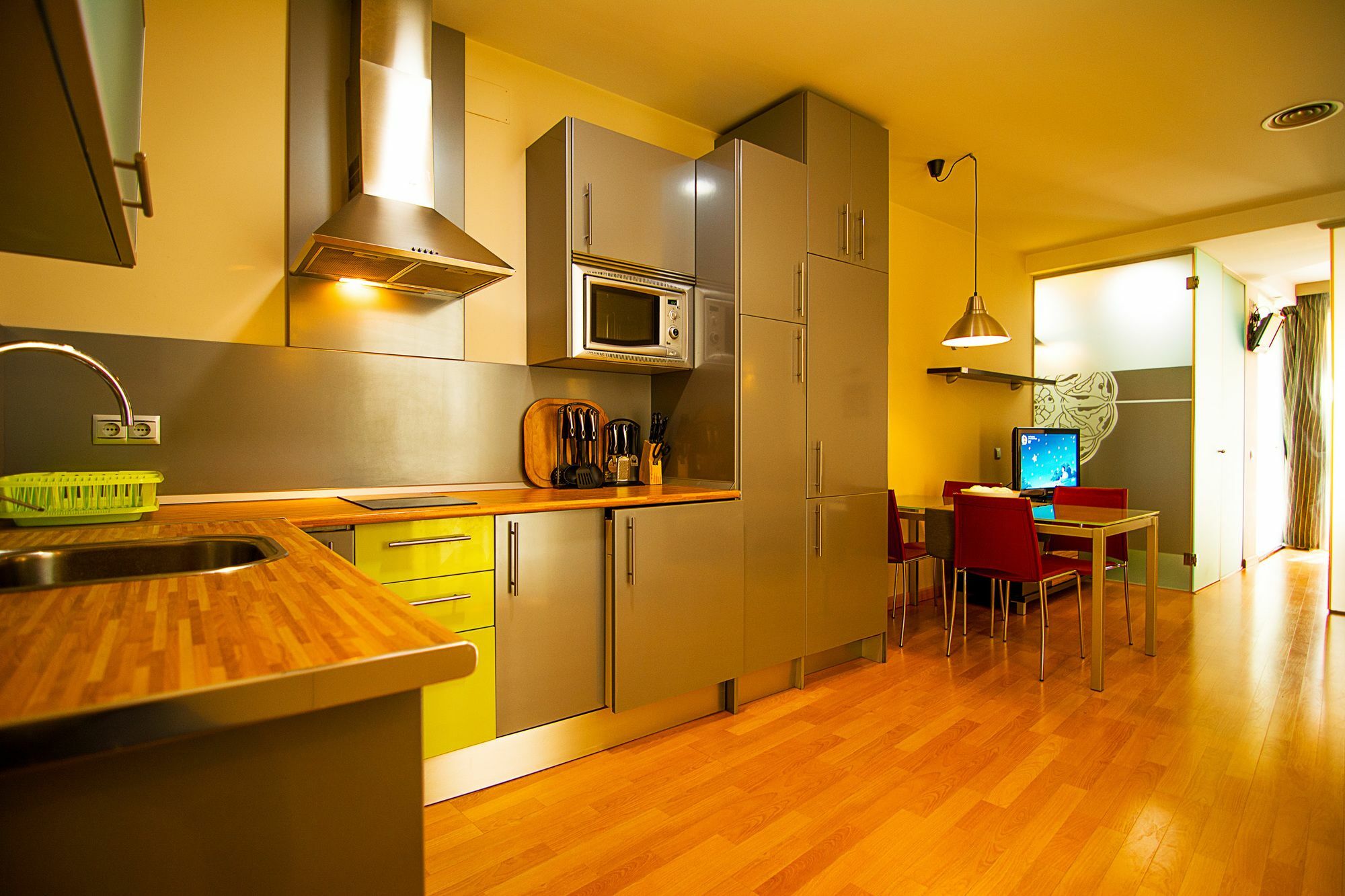 Dream Suites And Apartments Almeria Centro ภายนอก รูปภาพ